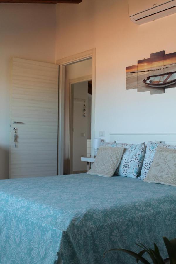 B&B U Punenti La Maddalena  Exterior foto